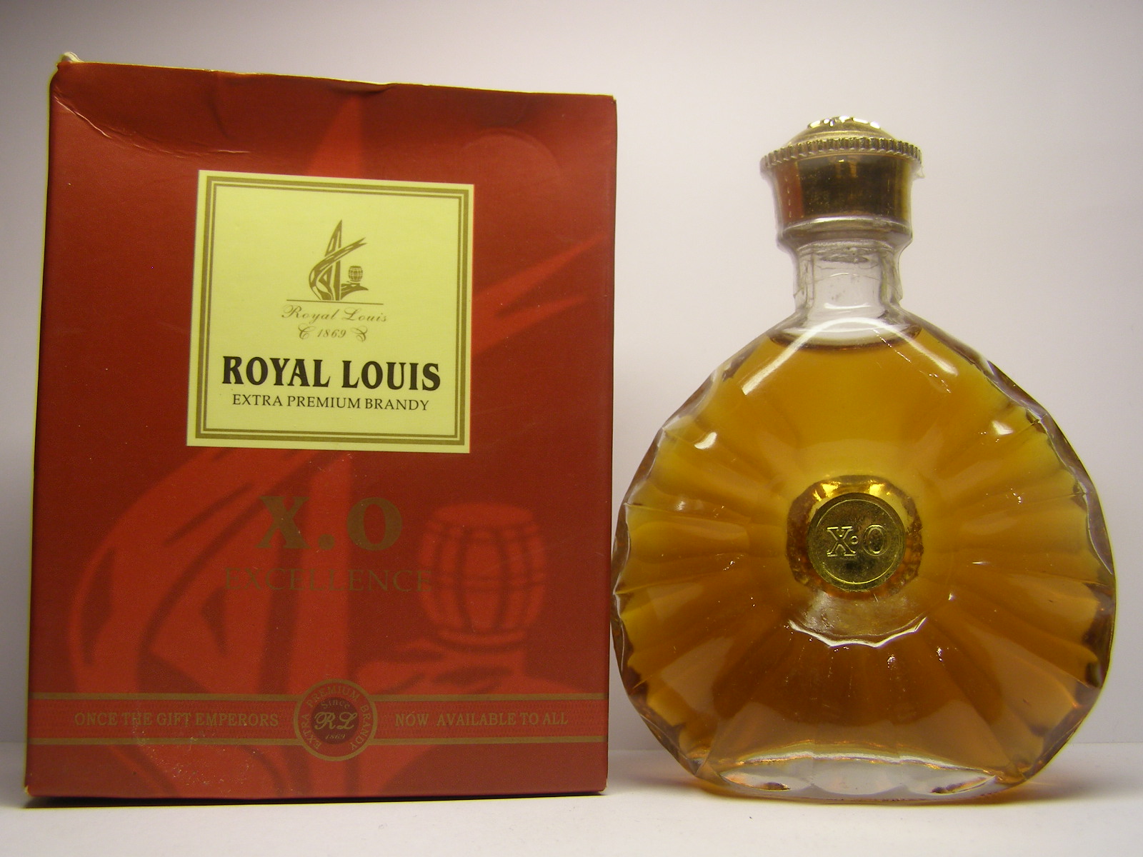 ROYAL LOUIS XO Extra Premium Brandy